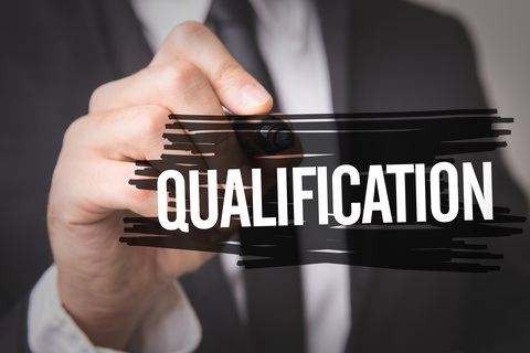 Measures on the Way to Make Estate Agents More Professional