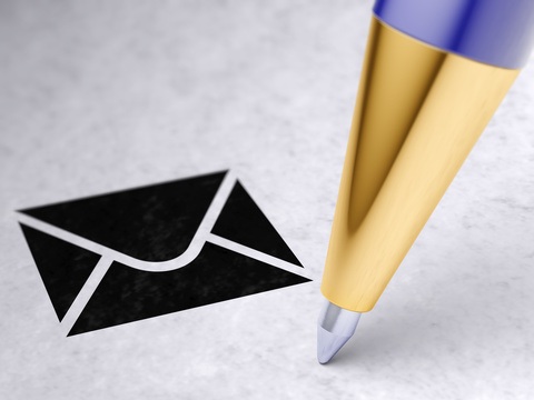 Email Auto Signatures Can Make a Contract Binding
