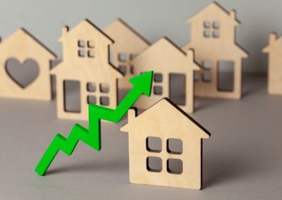 House Prices Peak, but Growth Rate Is Slowing